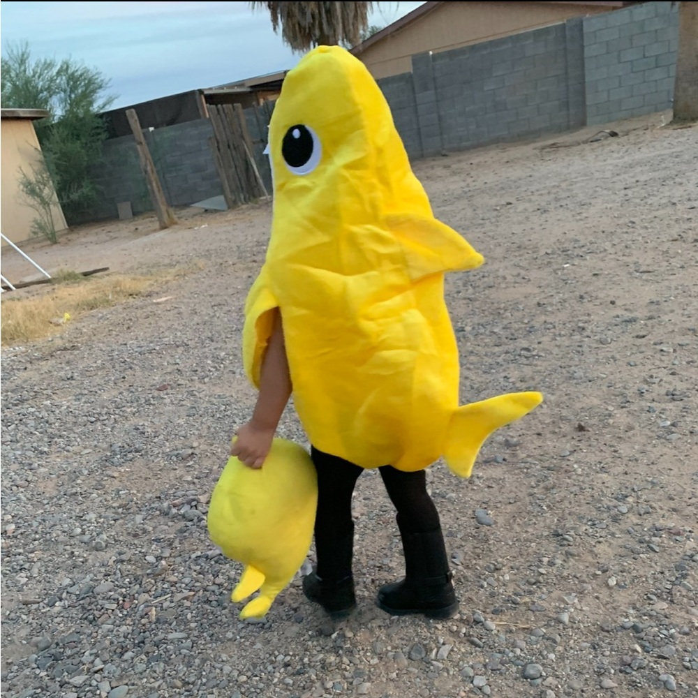 Baby shark costume